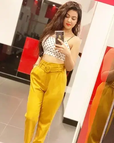 Pernem Escort